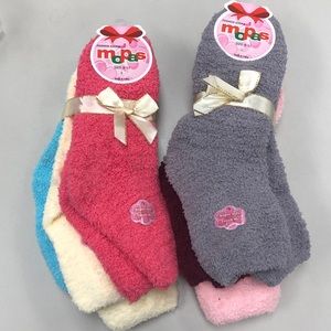 2 packs - 6 pairs total - brand new Mopas socks
